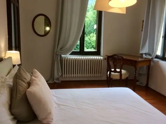 Comfort Üç Kişilik Oda, Ortak Banyo (Ortensie)