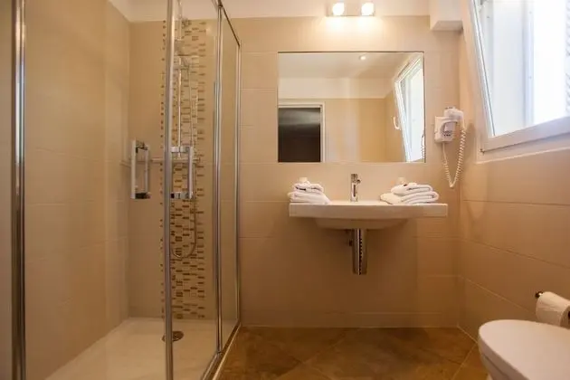 Comfort Üç Kişilik Oda