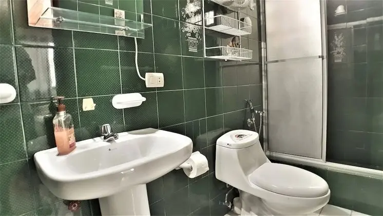 Classic Üç Kişilik Oda, 1 Büyük (Queen) Boy Yatak ve Çekyat, Özel Banyo, Avlu Manzaralı
