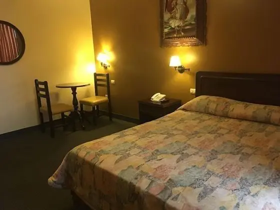 Tek Büyük Yataklı Oda, 1 Büyük (Queen) Boy Yatak