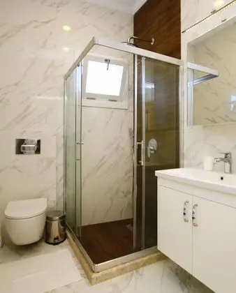Apartment, Deniz Manzaralı, Balkonlu
