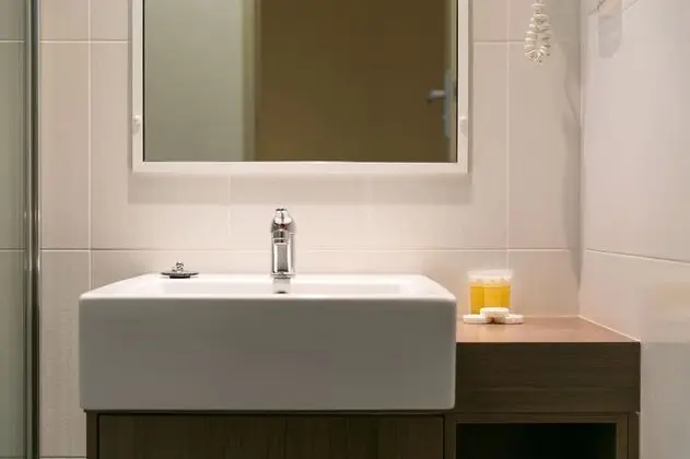 Büyük Yataklı Tek Kişilik Oda (Budget Queen Room)