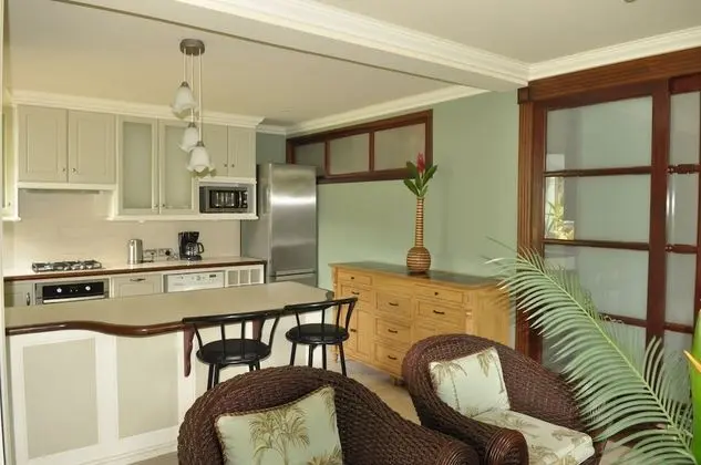 Apart Daire (The Cherry Apartment)