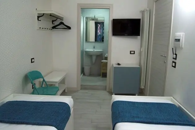 Economy Tek Büyük Yataklı Oda