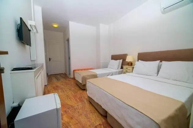 Triple,şehir Manzaralı