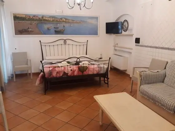 Tek Büyük Yataklı Oda, Özel Banyo (La Caravella)