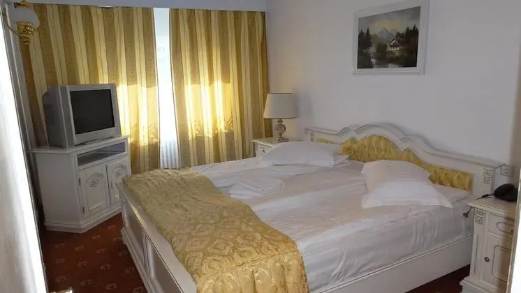 Tek Büyük Yataklı Oda (with A/C)