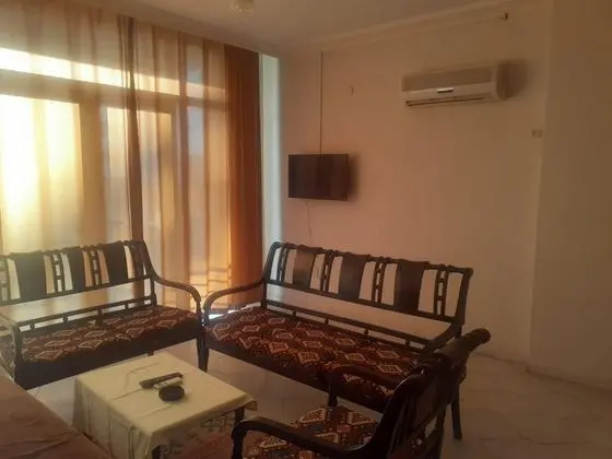 Apart Oda, Deniz ve Dağ Manzaralı, Balkonlu