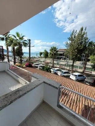 Aile Odası - Deniz Manzaralı