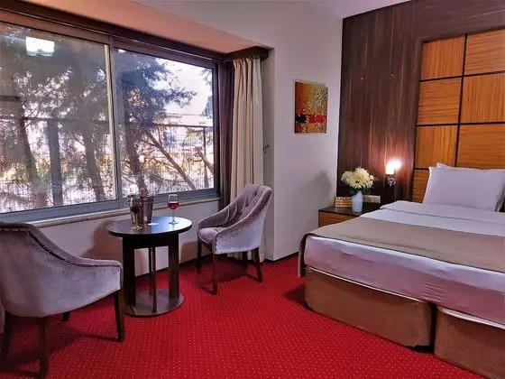Standart Oda, Bahçe Manzaralı