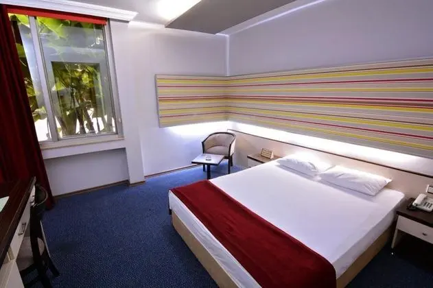 Standart Oda, Bahçe Manzaralı