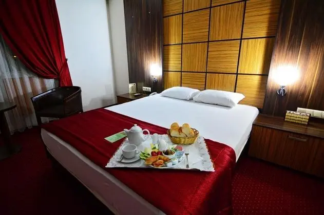 Standart Oda, Bahçe Manzaralı