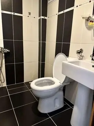 Çift Kişilik, Şehir Manzaralı