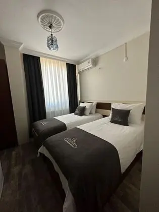 Çift Kişilik, Şehir Manzaralı
