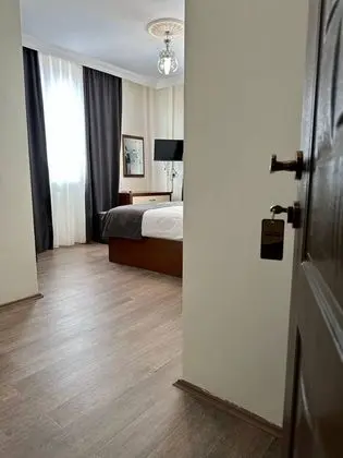 Triple, Orman Manzaralı