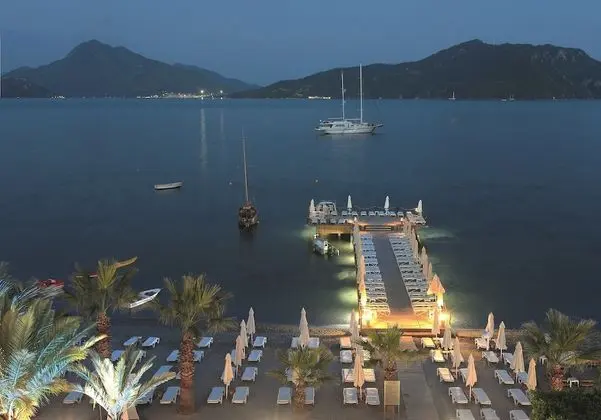 Tek Büyük Yataklı Oda, Deniz Manzaralı