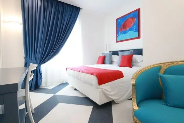 Comfort Tek Büyük Yataklı Oda