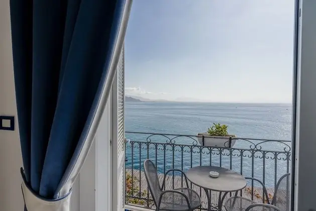 Classic Tek Büyük veya İki Ayrı Yataklı Oda, Balkon, Deniz Manzaralı