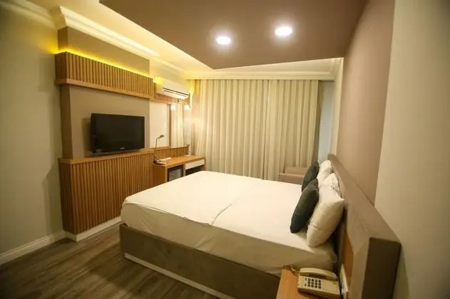 Standart Oda, Şehir Manzaralı