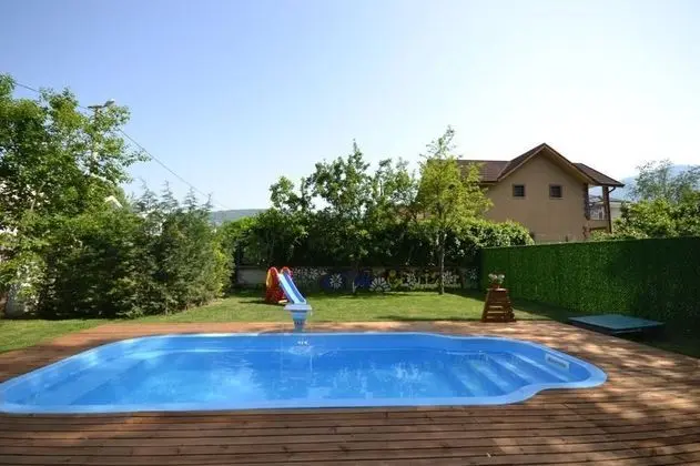 Villa 4+1