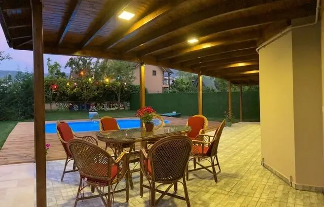 Villa 4+1