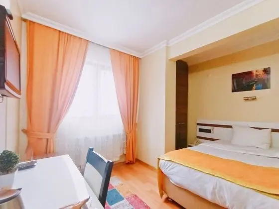 Standard Tek Kişilik Oda, Sigara İçilebilir