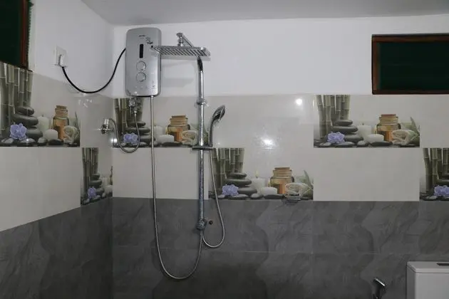 Deluxe Tek Büyük Yataklı Oda, Göl Manzaralı