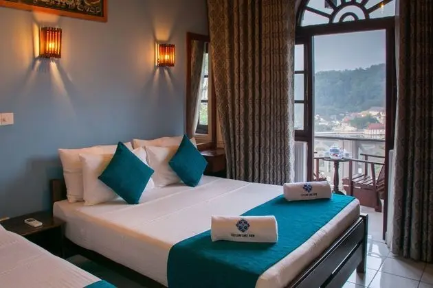 Üç Kişilik Oda, Balkon