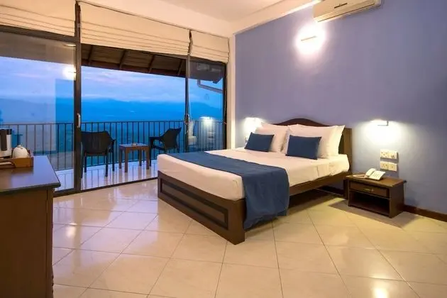 Deluxe Tek Büyük Yataklı Oda, Balkon, Dağ Manzaralı