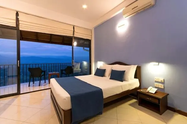 Deluxe Tek Büyük Yataklı Oda, Balkon, Dağ Manzaralı