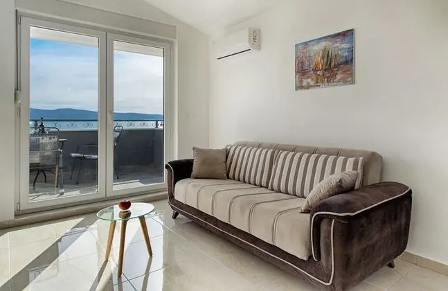 Apart Daire, Deniz Manzaralı