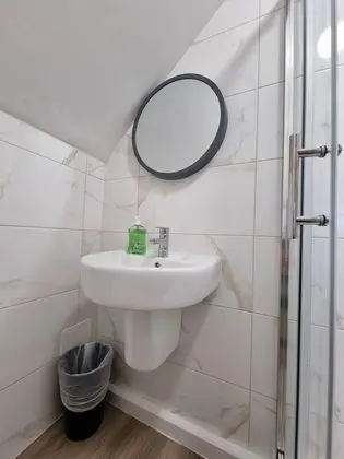 Classic Tek Büyük Yataklı Oda