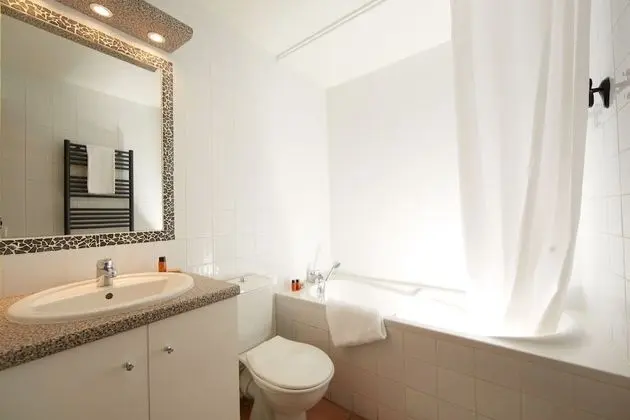 Apart Daire, 2 Yatak Odası (AUTHENTIQUES, 42 square meters)
