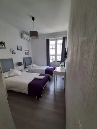 Basic Tek Büyük veya İki Ayrı Yataklı Oda