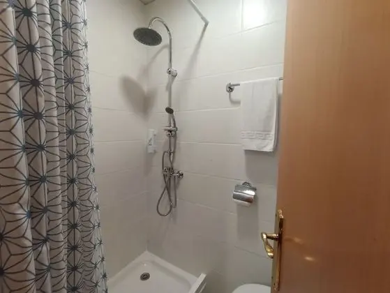 Classic Tek Büyük Yataklı Oda