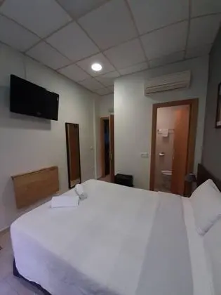 Tek Büyük Yataklı Oda (with extra bed, 3 Adults)