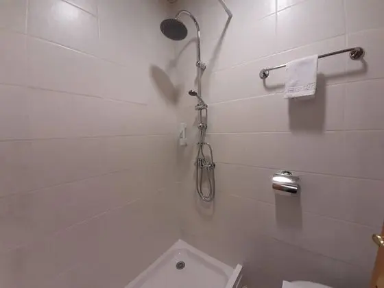 Tek Büyük Yataklı Oda (with extra bed, 3 Adults)