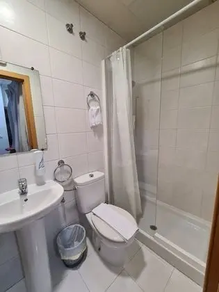 Tek Büyük Yataklı Oda (with extra bed, 3 Adults)