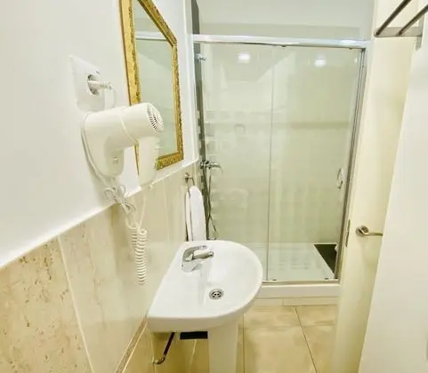 Individual con baño privado