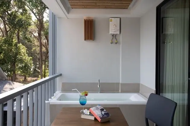 Deluxe Double Room with Sea View