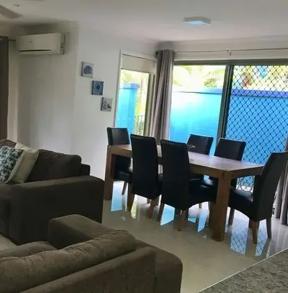 Deluxe Villa, 2 Yatak Odası, Havuz Manzaralı, Havuz Kenarı