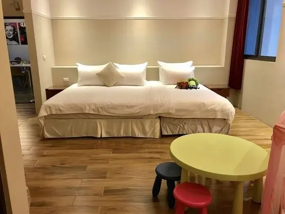 Üç Kişilik Oda