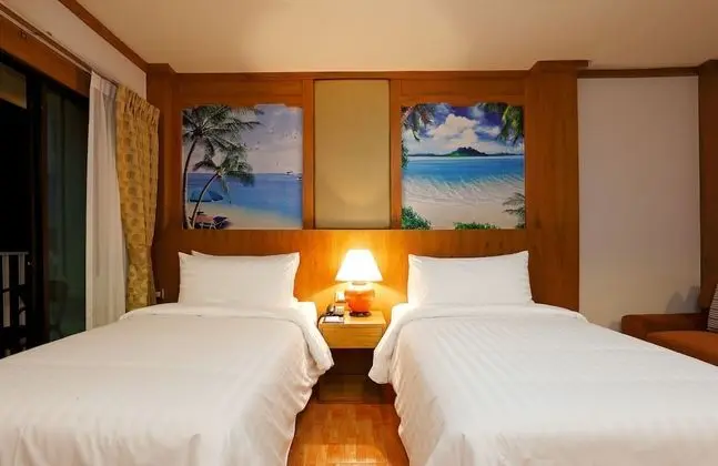 Deluxe Lagoon View