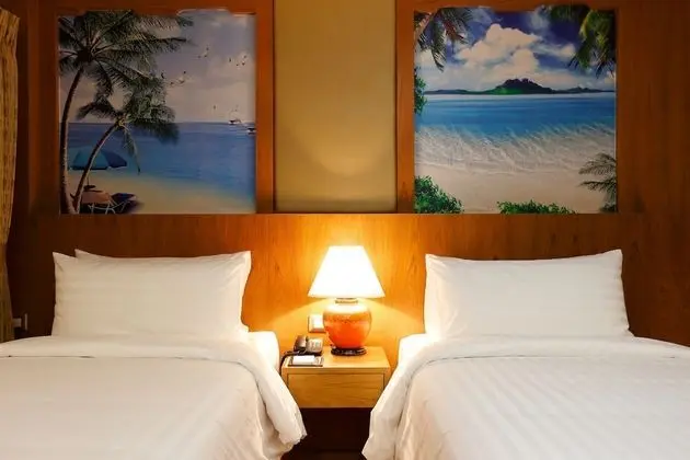 Deluxe Lagoon View
