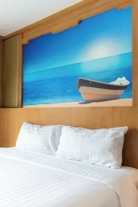 Deluxe Lagoon View