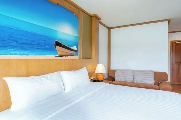 Deluxe Lagoon View