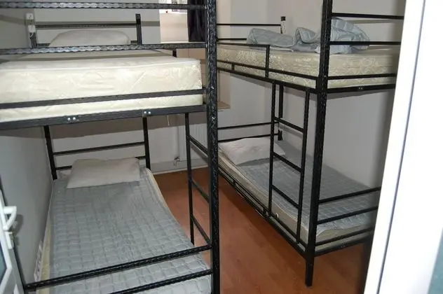 Standard Dört Kişilik Oda