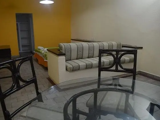 Üç Kişilik Oda