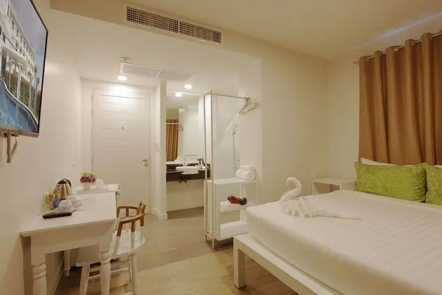 1 Bedroom Suite