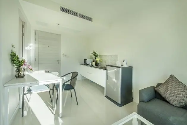 1 Bedroom Suite